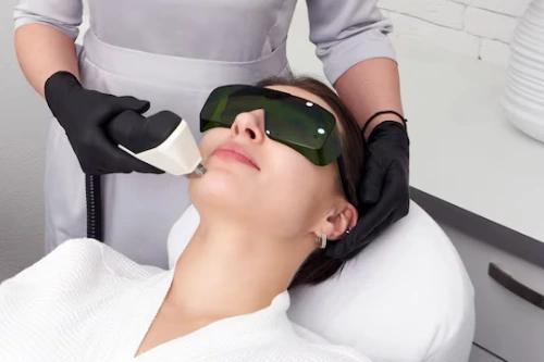 Face (upper lip, chin, sideburns)